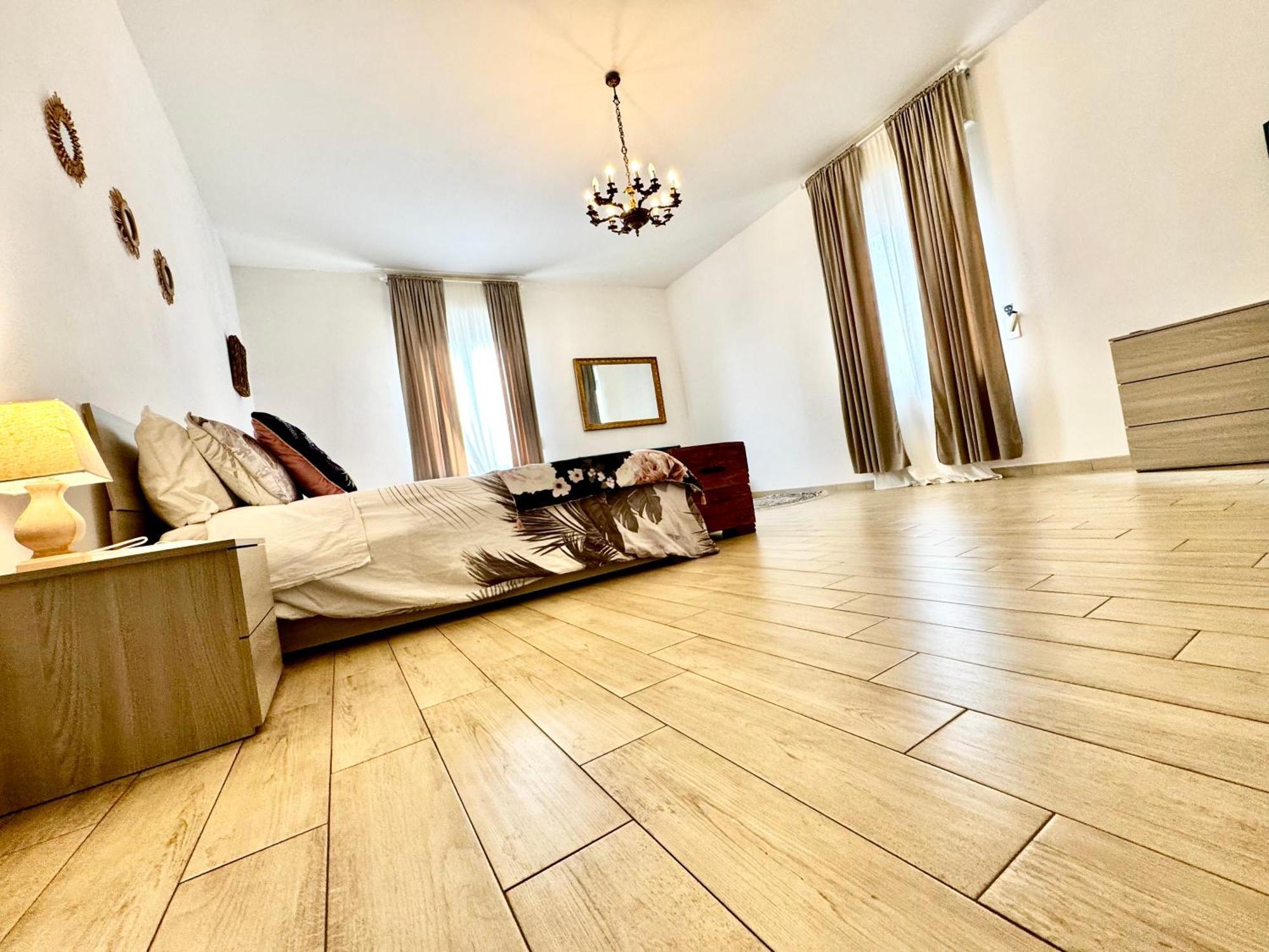La Casa Di Sarah Aspetta Voi Apartment Naples Luaran gambar